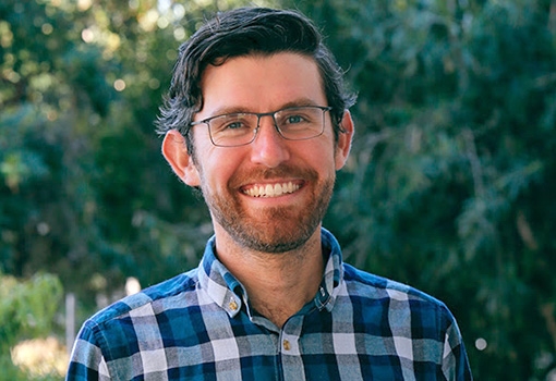 Associate Professor Elliot Hawkes