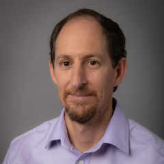 Head shot of Richard Mirin